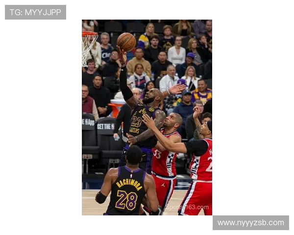 快船迎战湖人巅峰对决詹姆斯与乔治领衔上演洛城荣誉之战