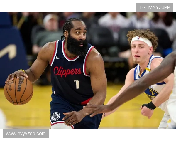 勇士与快船激战高清回放精彩瞬间尽在眼前 勇士与快船激战高清回放精彩瞬间尽在眼前